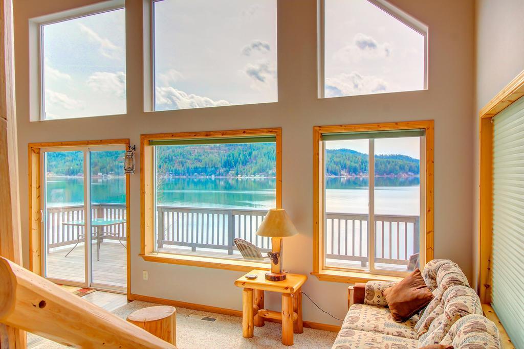 Beautiful Lake Coeur D'Alene Cabin On The Bay Hotel Mica Exterior foto